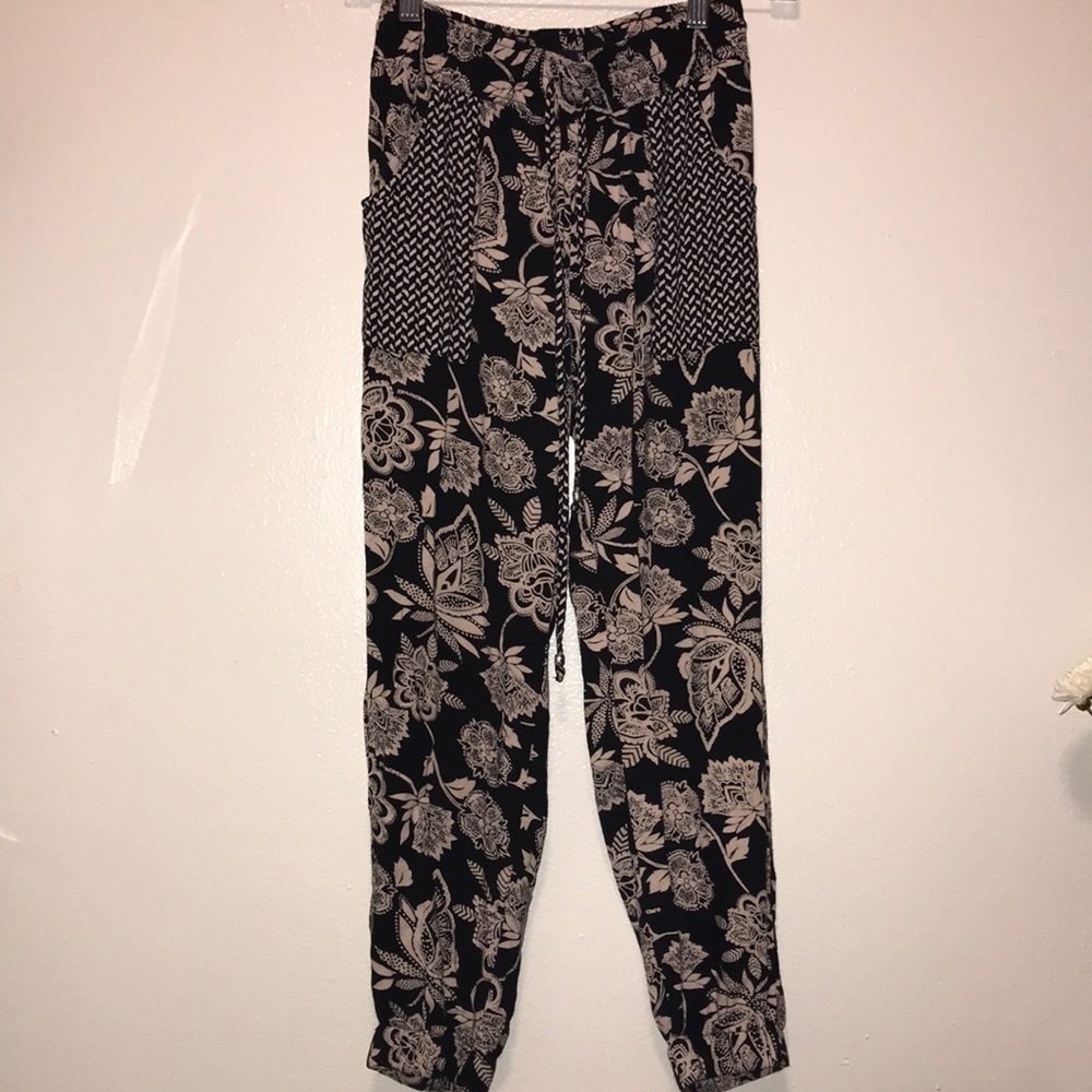 American Eagle Comfy Pants